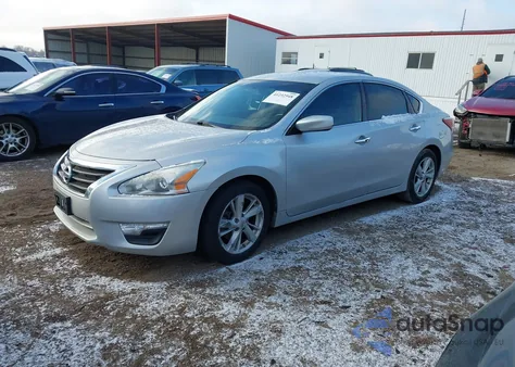 2013 Nissan Altima 2.5/S/Sv/Sl z USA, uszkodzony, nr VIN 1N4AL3AP6DN502776